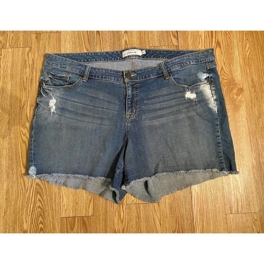 Torrid Jean Shorts Women's Sz 26 Factory Distressed‎ And Fringed Plus Size G